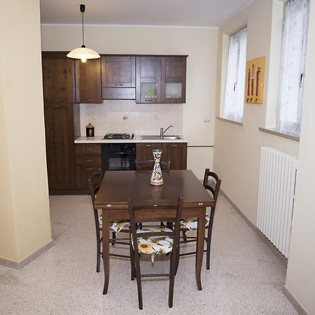 Apartamento La Casa Di Tina Colonnella Habitación foto