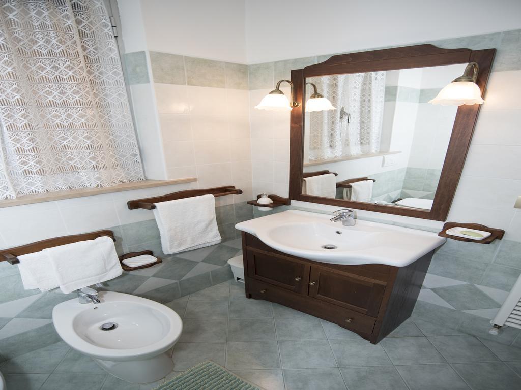 Apartamento La Casa Di Tina Colonnella Habitación foto